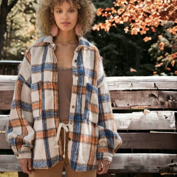 POL Plaid Shirt Jacket Shacket - Picture 2 of 10